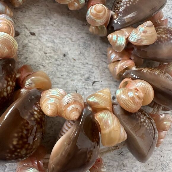 Vintage 50s/60s Seashell Clip On Earrings And Bracelet Set READ - Picture 5 of 7